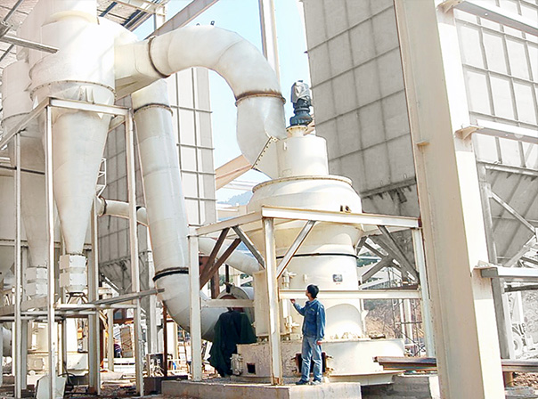 大型非金屬礦磨粉機(jī)廠家，桂林鴻程磨粉機(jī)，磨粉機(jī)，節(jié)能磨粉機(jī)，立磨，超細(xì)磨粉機(jī)，桂林鴻程磨粉機(jī)